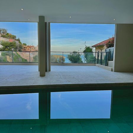 Superbe T2 Dans Residence Avec Piscine Chauffee Beausoleil Exteriér fotografie
