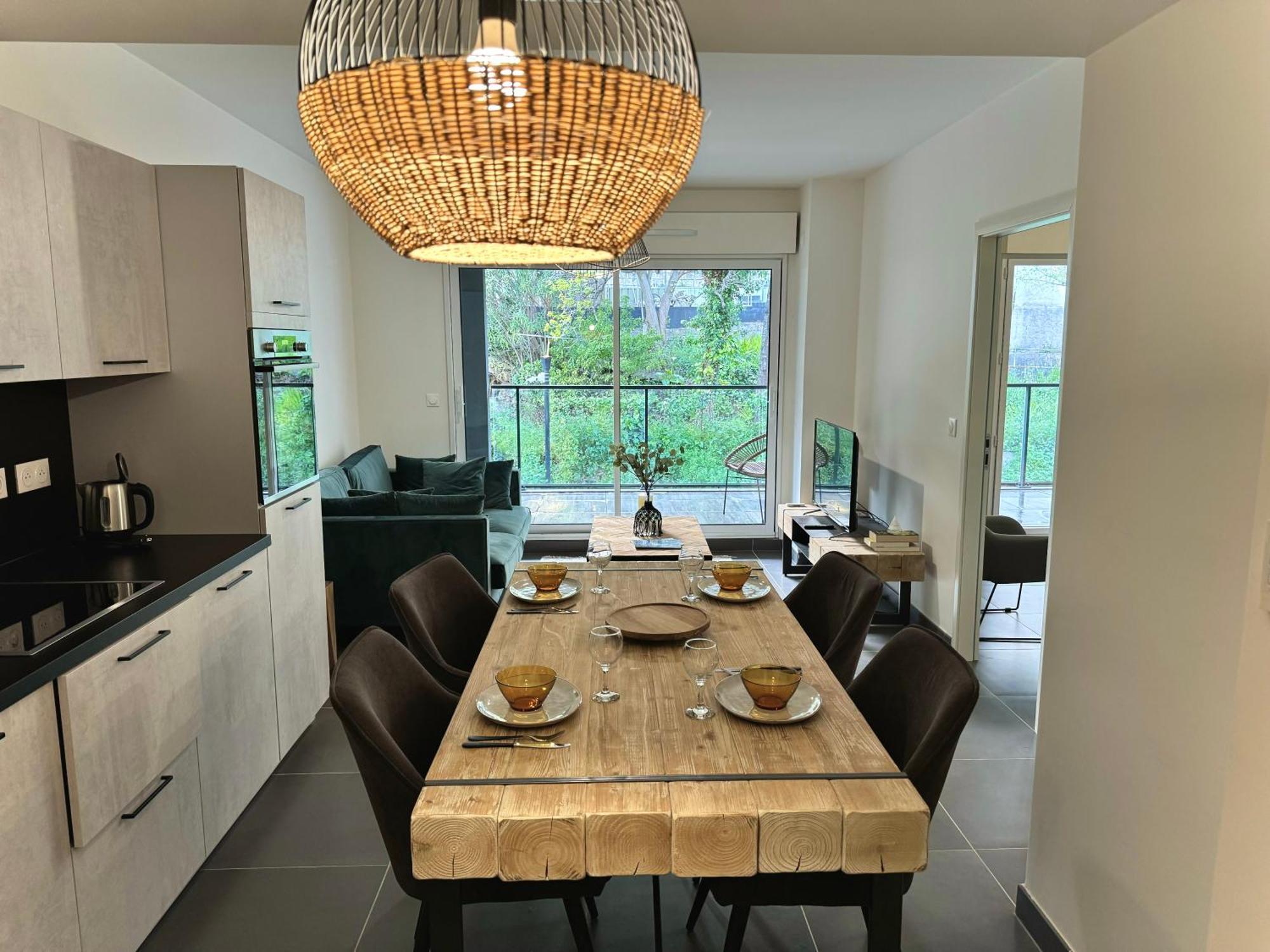 Superbe T2 Dans Residence Avec Piscine Chauffee Beausoleil Exteriér fotografie