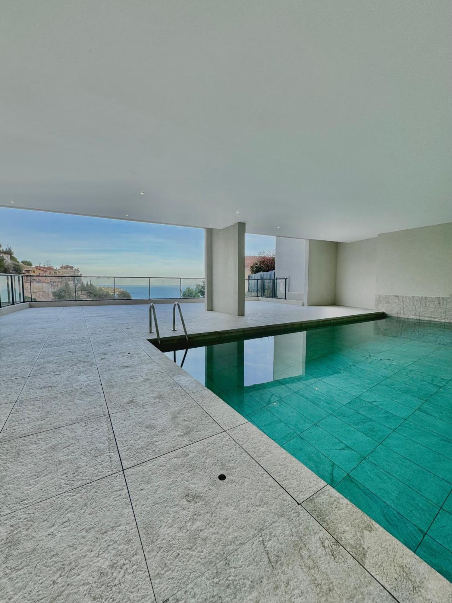 Superbe T2 Dans Residence Avec Piscine Chauffee Beausoleil Exteriér fotografie
